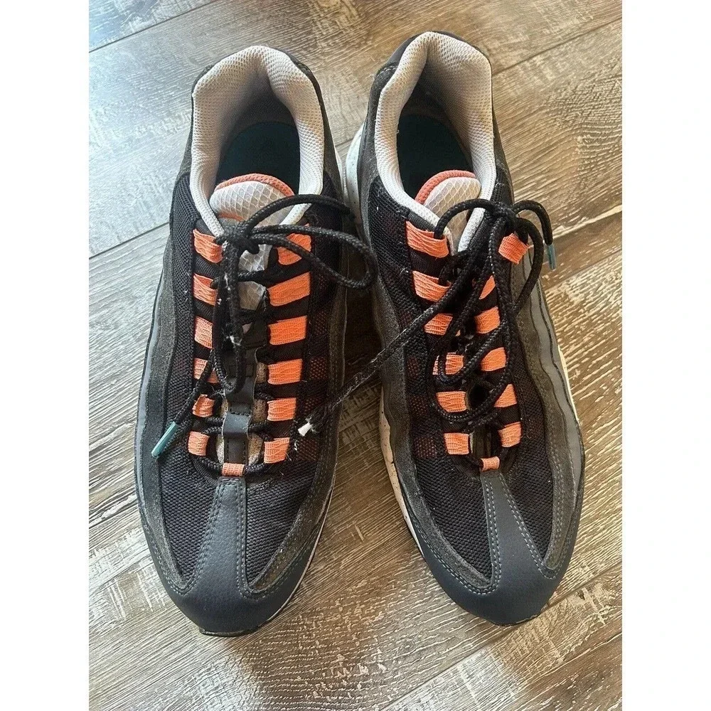Nike Air Max 95 Black Speckled Men's Size 10 White/Orange/Gray.